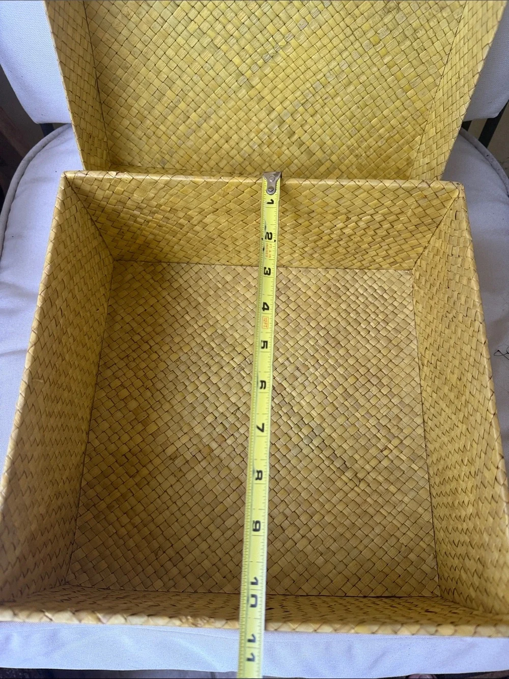Woven Decorative Storage Box Yellow / Gold Weave straw structured hand made Bin